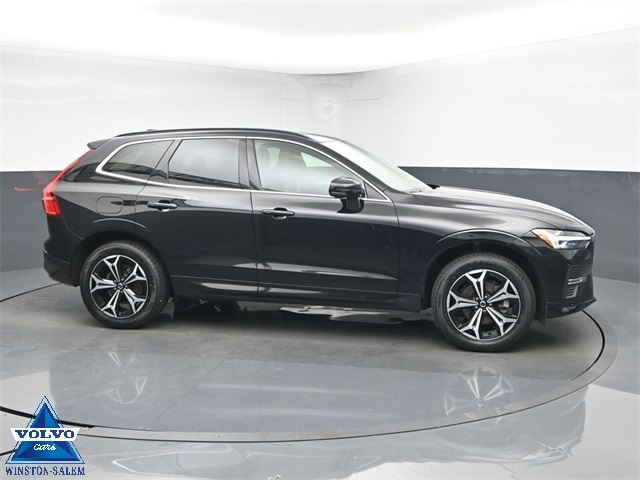2022 Volvo XC60 B5 Momentum SUV