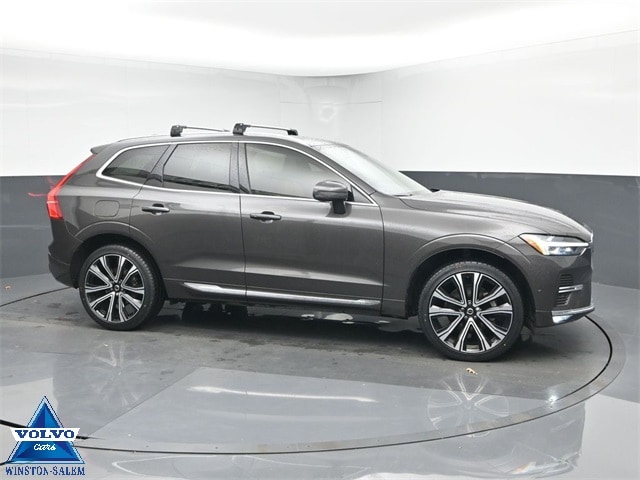 2023 Volvo XC60 Ultimate's photo