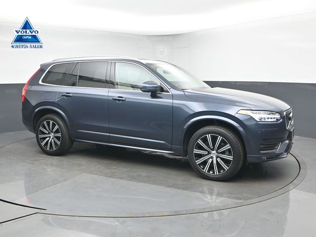 2023 Volvo XC90 B5 Core 4WD's photo