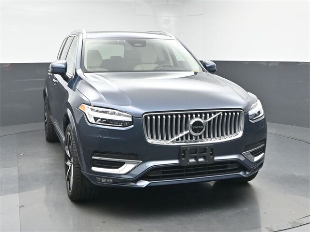 2024 Volvo XC90 Plus photo 2