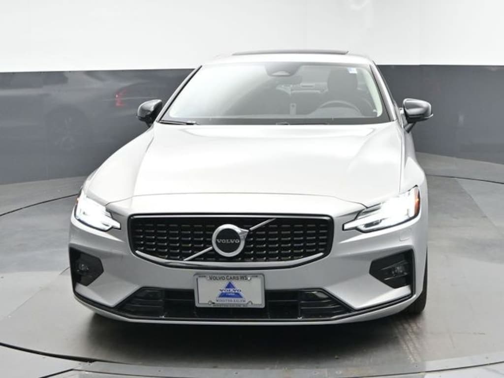 Used 2023 Volvo S60 B5 Core Dark Theme Sedan