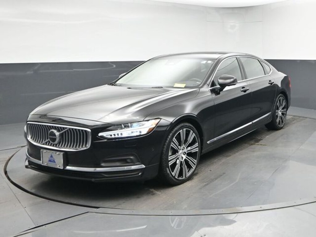 Used 2023 Volvo S90 Ultimate Sedan