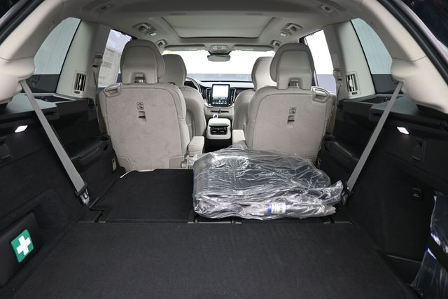 2026 Volvo XC90 Ultra - Photo 33