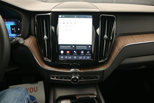 2023 Volvo XC60 Plus - Photo 12