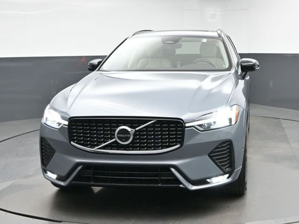 Used 2023 Volvo XC60 B5 Plus Dark Theme SUV