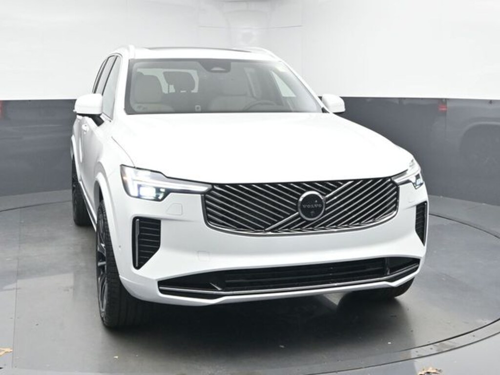 New 2026 Volvo XC90 B6 Plus 7-Seater SUV