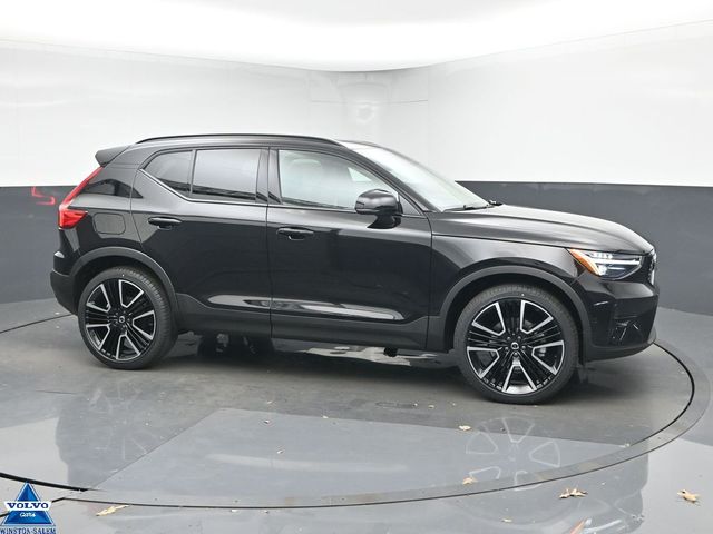 2026 Volvo XC40