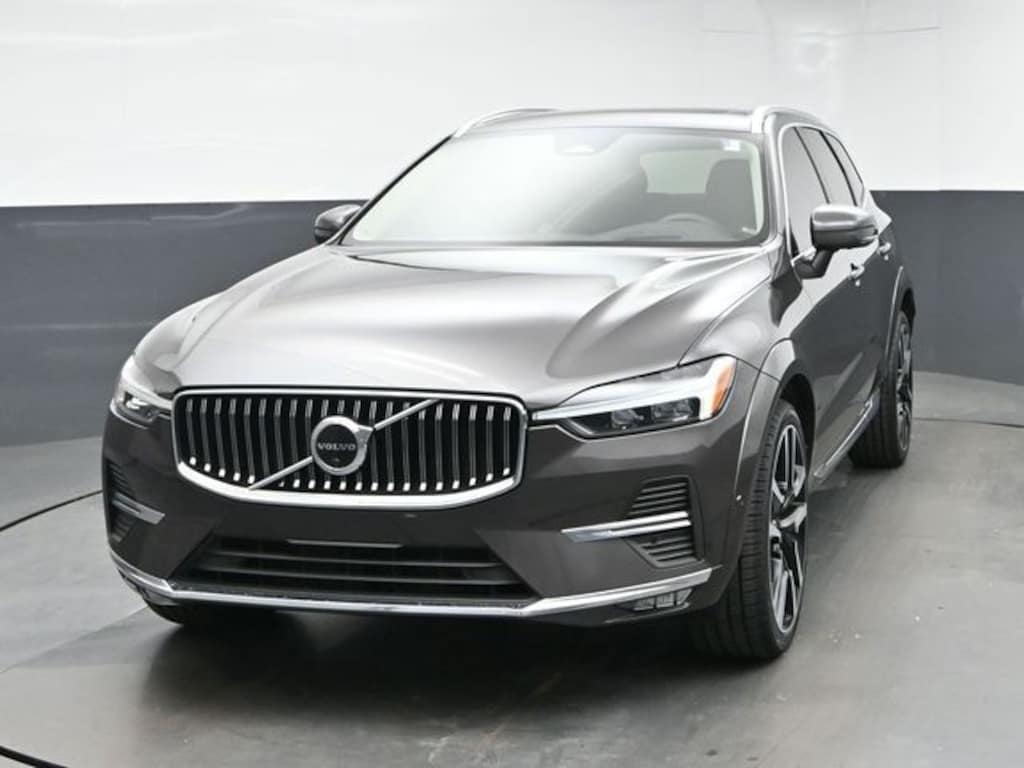 Used 2023 Volvo XC60 B5 Ultimate Bright Theme SUV