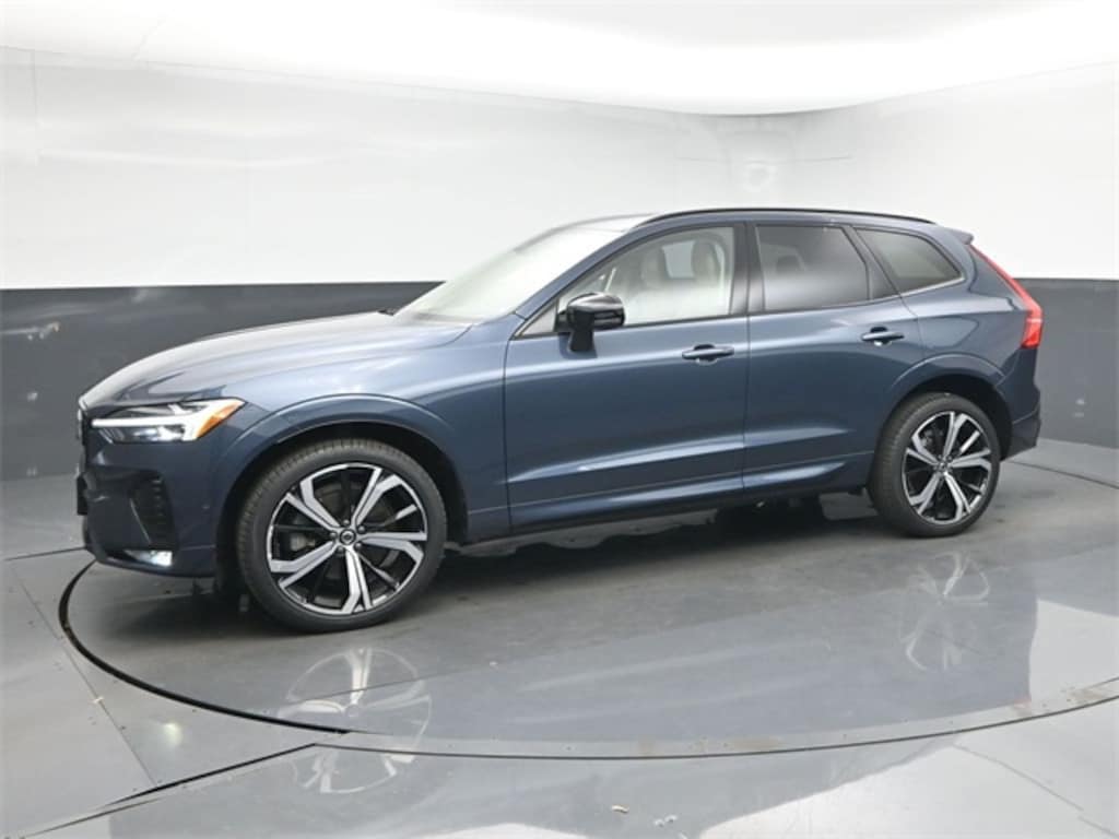 Used 2024 Volvo XC60 B5 Ultimate Dark Theme SUV