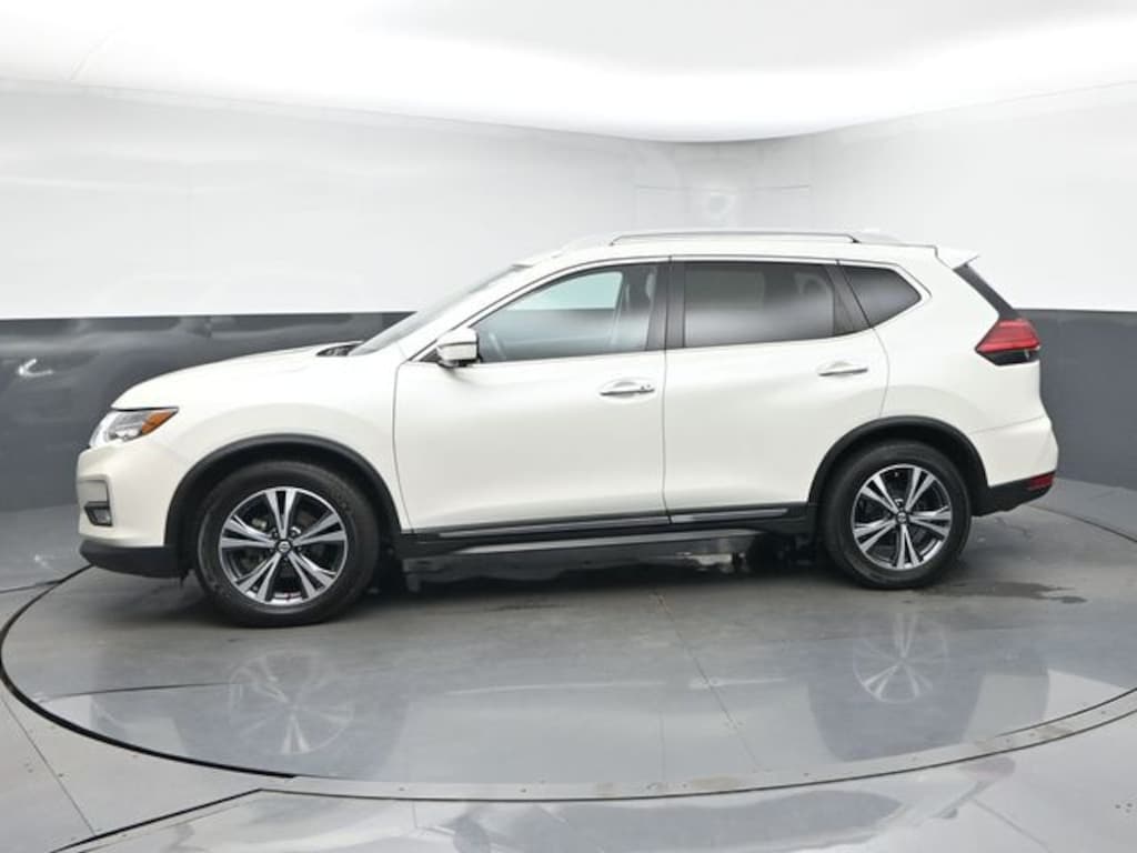 Used 2017 Nissan Rogue SL SUV