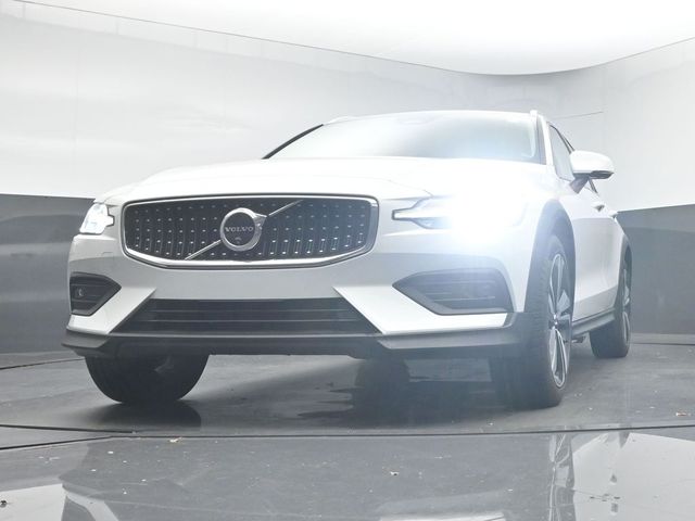 2024 Volvo V60 Cross Country Plus - Photo 39
