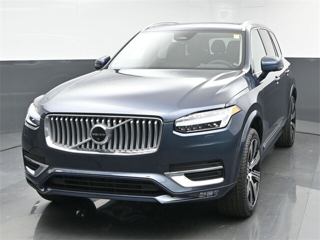 2025 Volvo XC90 Plus photo 3