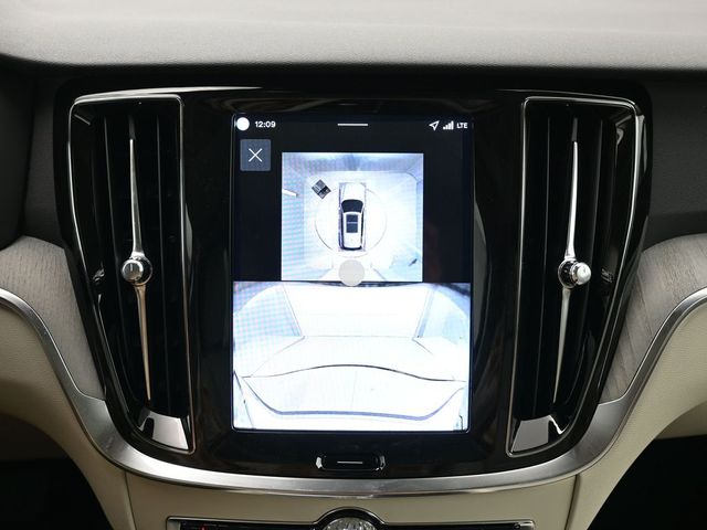 2026 Volvo V60 Cross Country Plus - Photo 21