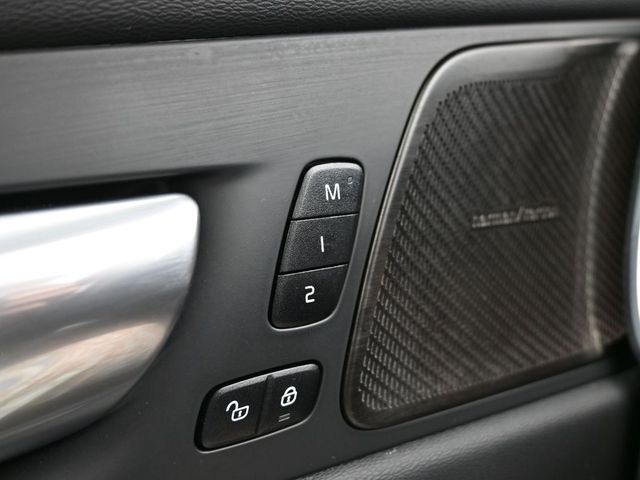 2023 Volvo XC60 Ultimate - Photo 29