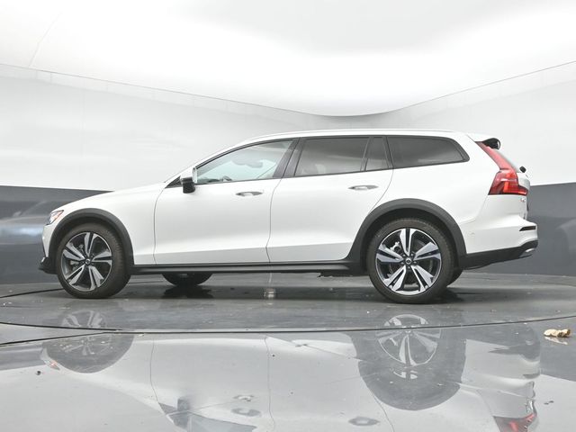 2024 Volvo V60 Cross Country Plus - Photo 41