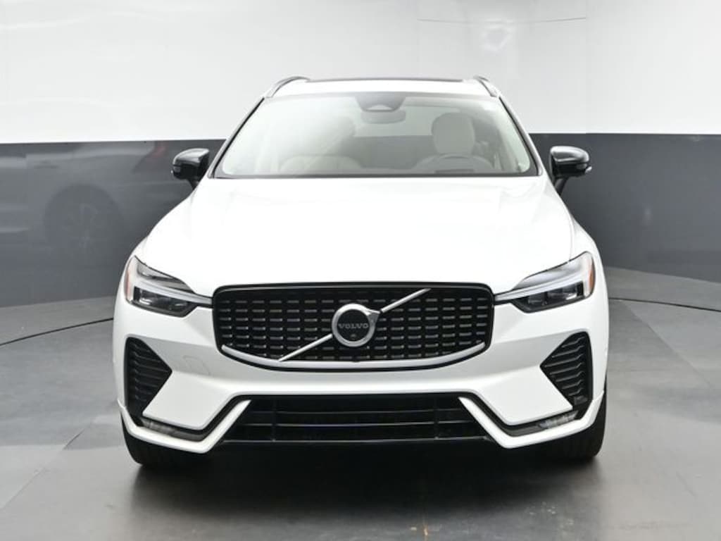 Used 2023 Volvo XC60 B5 Ultimate Dark Theme SUV