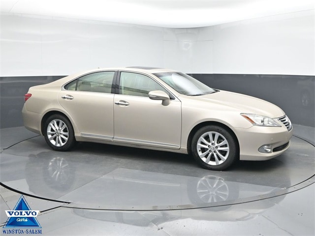 2010 Lexus ES 350's photo