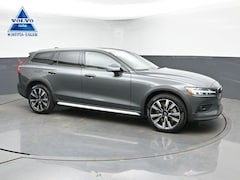 2026 Volvo V60 Cross Country B5 Ultra AWD V26258 Wagon