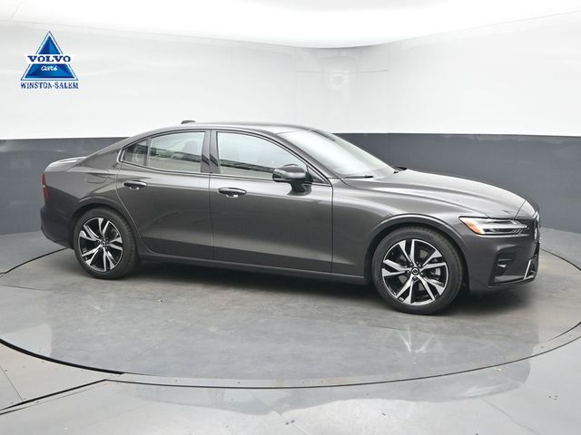 2025 Volvo S60 B5 Plus Dark AWD's photo