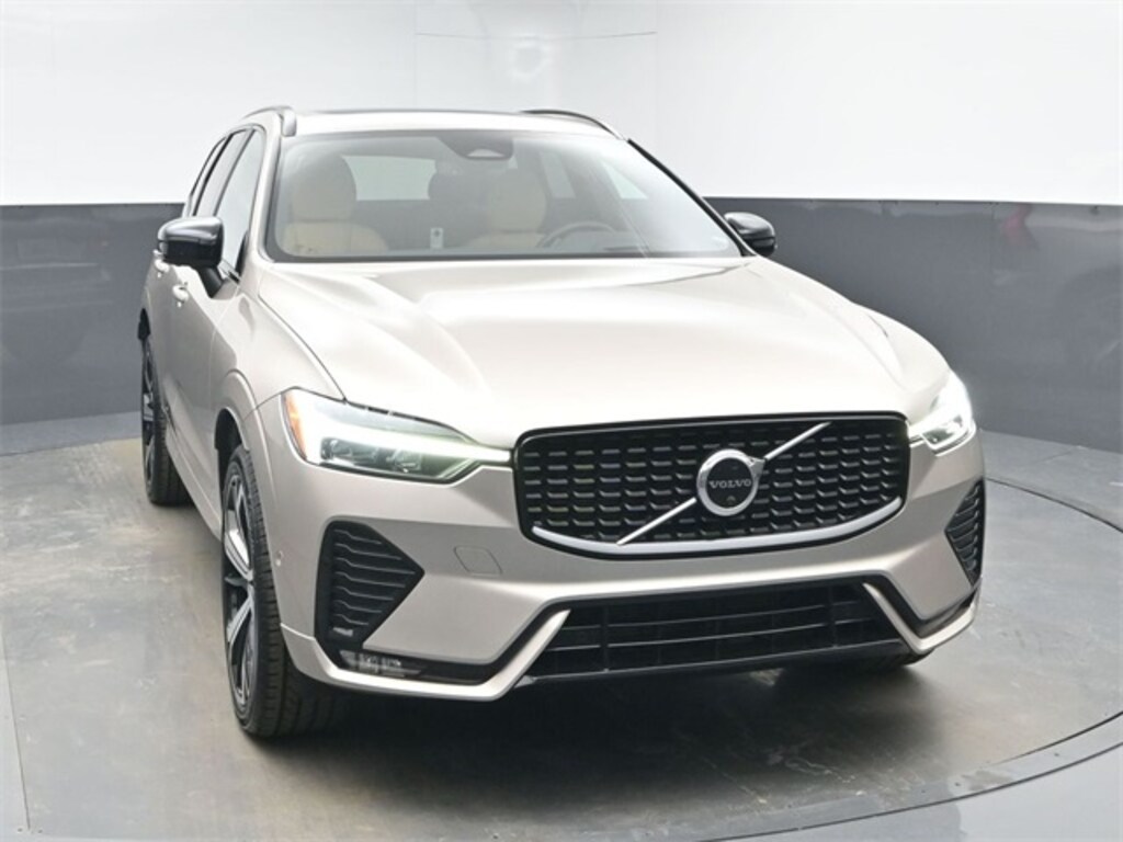 Used 2023 Volvo XC60 B5 Ultimate Dark Theme SUV