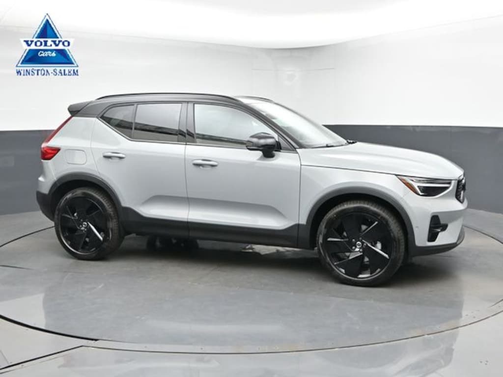 New 2026 Volvo XC40 B5 Ultra Black Edition SUV