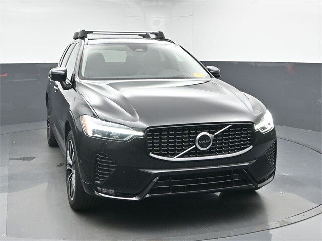 2023 Volvo XC60 Ultimate photo 2