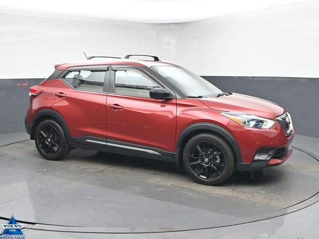 2020 Nissan Kicks SR