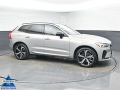 2023 Volvo XC60 B6 Ultimate Dark Theme SUV