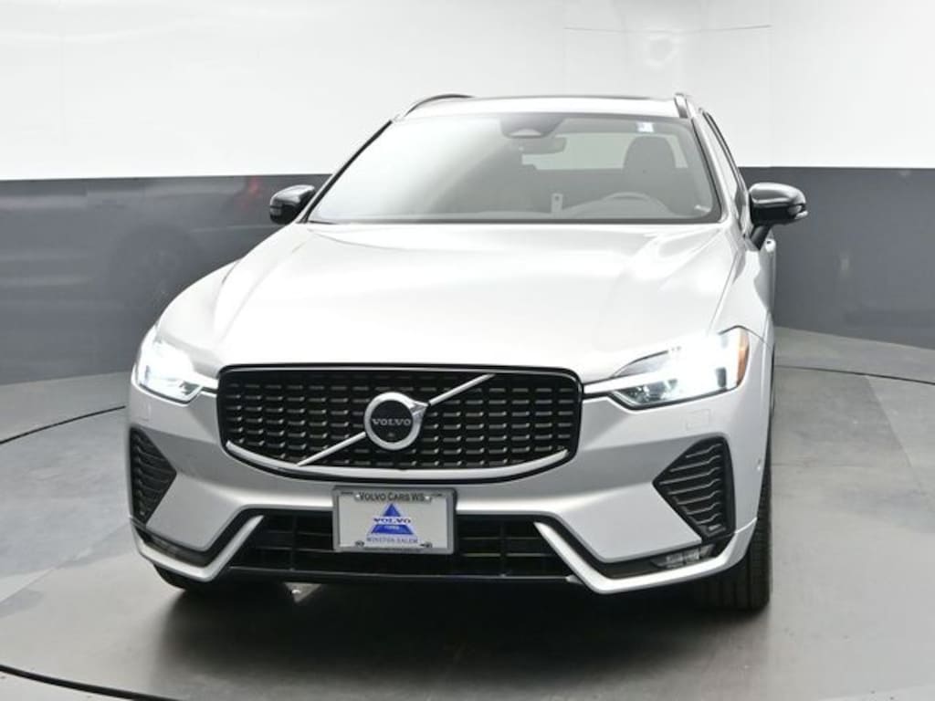 Used 2023 Volvo XC60 B5 Plus Dark Theme SUV