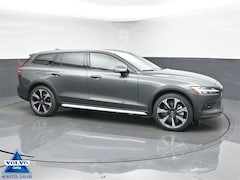 2026 Volvo V60 Cross Country B5 Ultra AWD V26049 Wagon