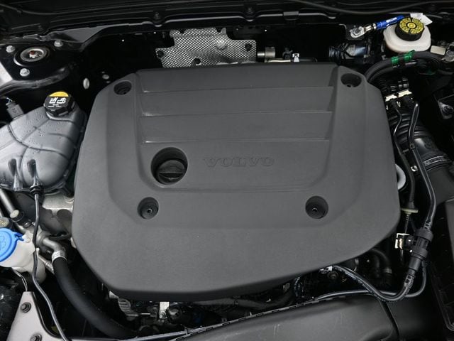 2024 Volvo XC40 Plus - Photo 36