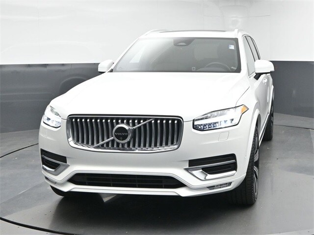 2024 Volvo XC90 Plus photo 3