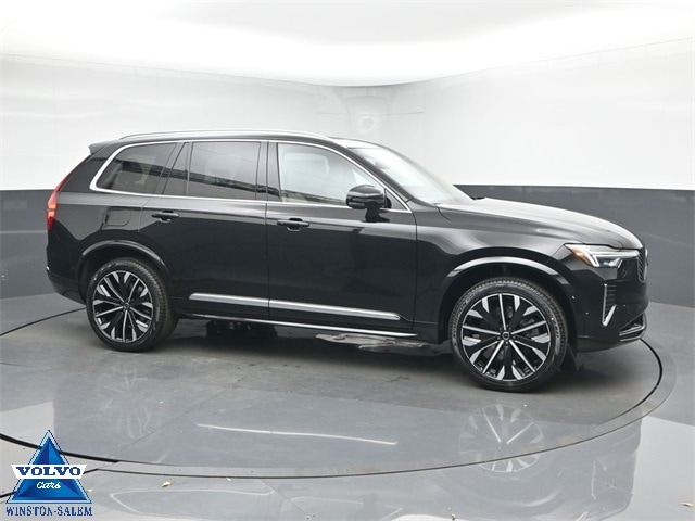 2026 Volvo XC90 Plus's photo
