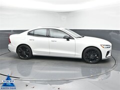 2024 Volvo S60 B5 Plus Black Edition Sedan