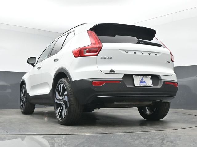2024 Volvo XC40 Plus - Photo 42