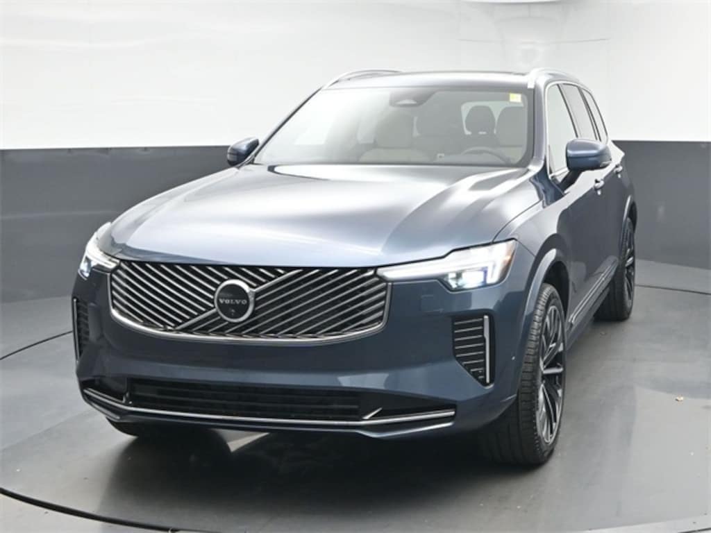 New 2026 Volvo XC90 B6 Plus 7-Seater SUV