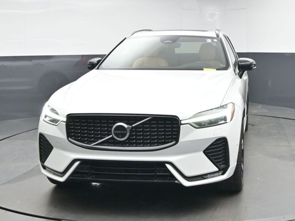 Used 2023 Volvo XC60 B5 Ultimate Dark Theme SUV