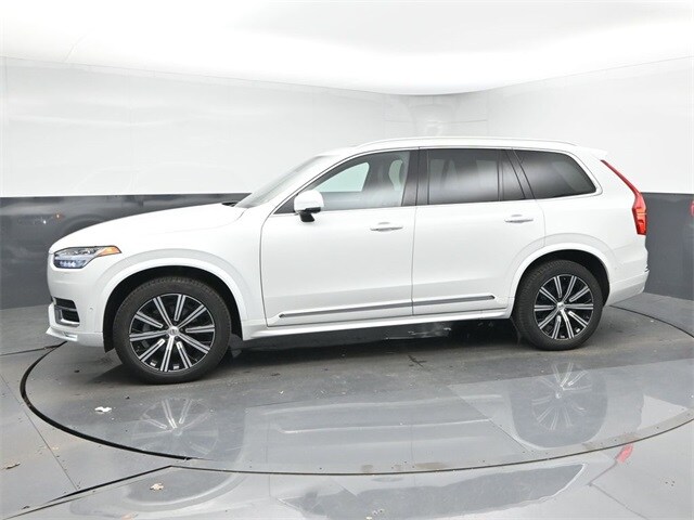 2023 Volvo XC90 B5 Plus photo 4