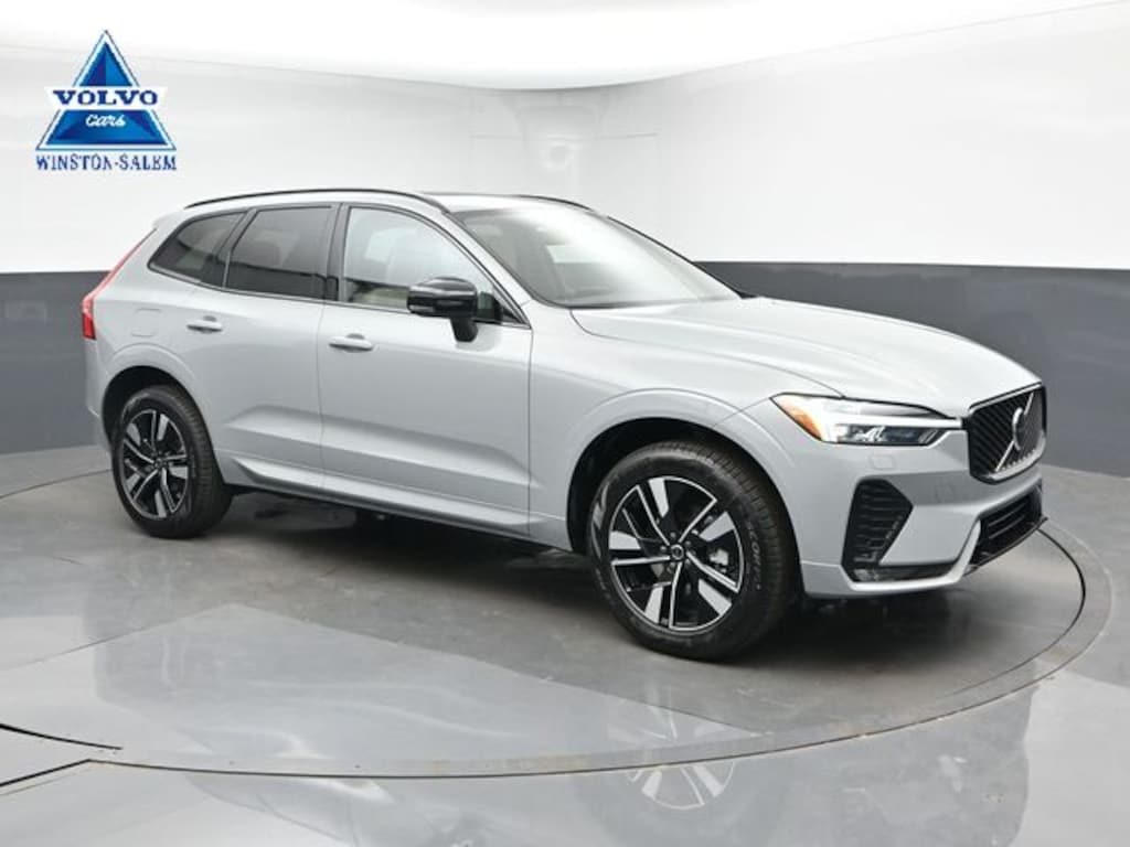 New 2026 Volvo XC60 B5 Core SUV