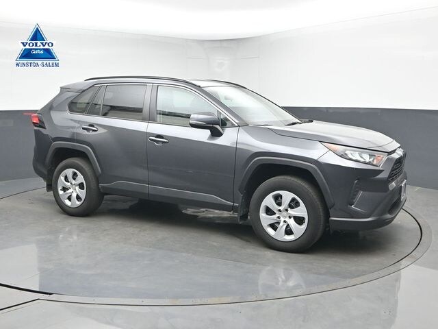 2019 Toyota RAV4 LE SUV