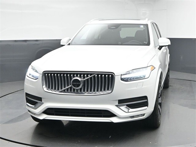 2024 Volvo XC90 Plus photo 3