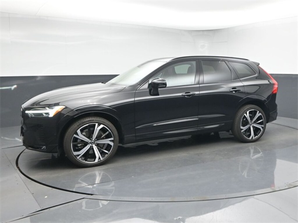 Used 2023 Volvo XC60 B6 Ultimate Dark Theme SUV