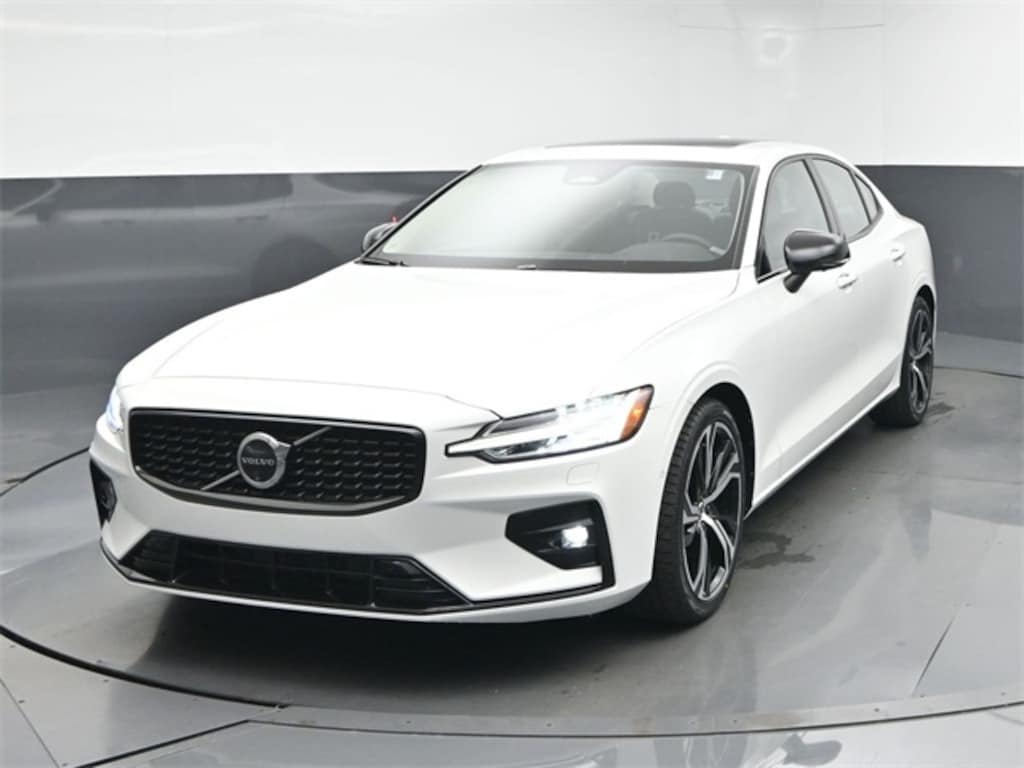 Used 2024 Volvo S60 B5 Plus Dark Theme Sedan