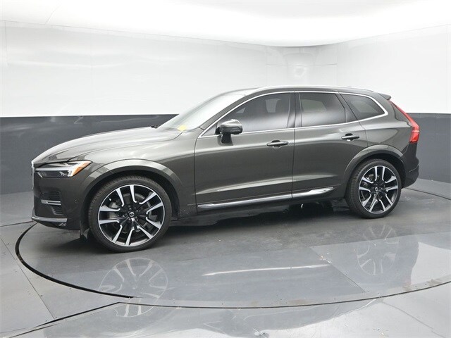 2022 Volvo XC60 Inscription photo 3