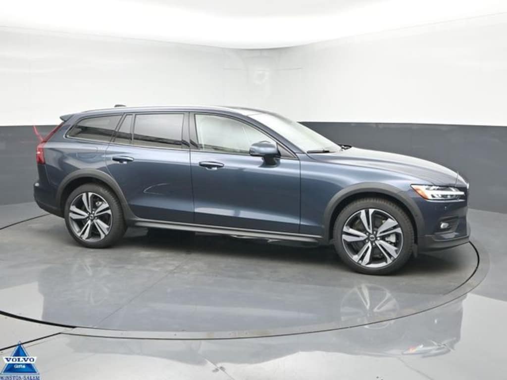 New 2026 Volvo V60 Cross Country B5 Plus Wagon