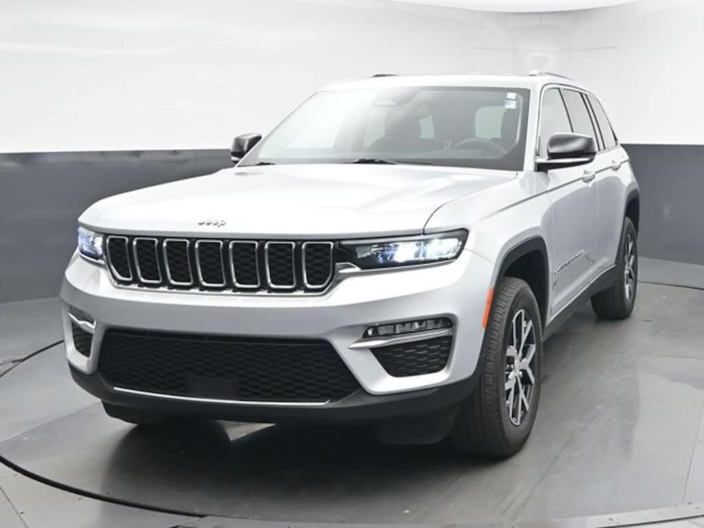 Used 2023 Jeep Grand Cherokee Limited SUV