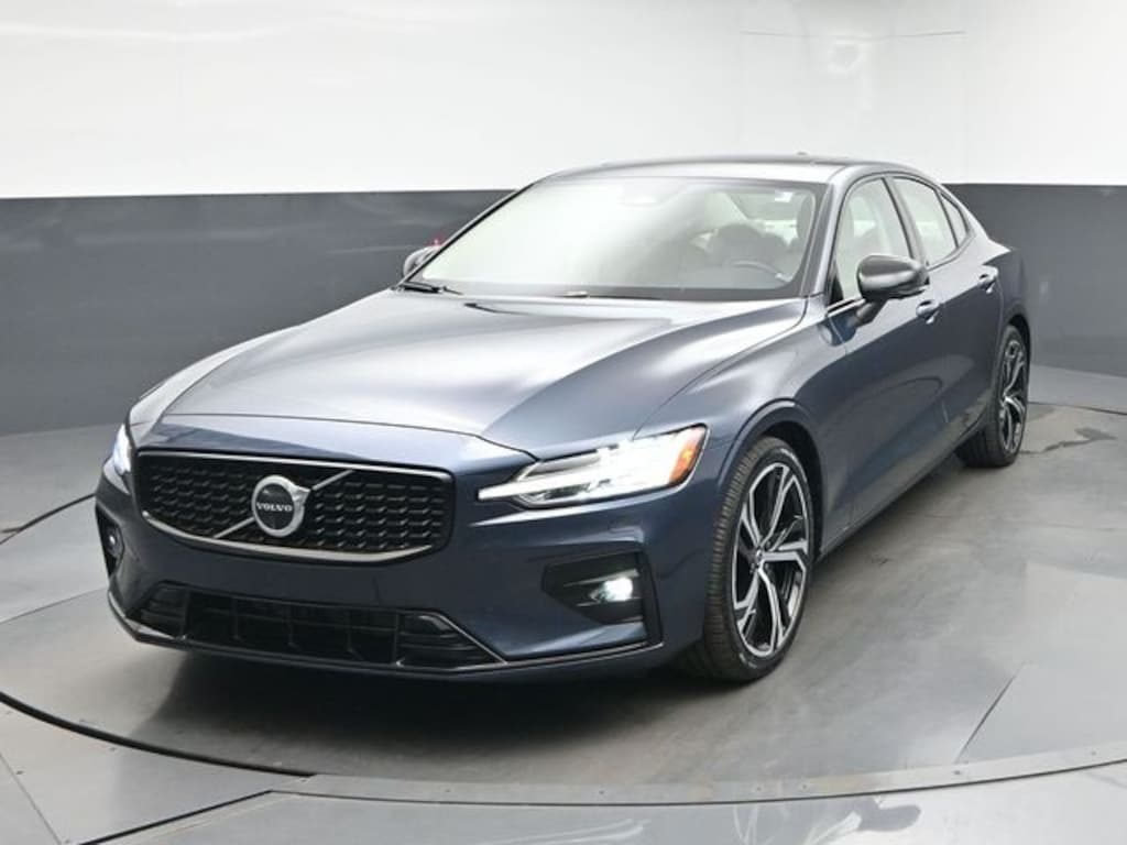 Used 2024 Volvo S60 B5 Plus Dark Theme Sedan