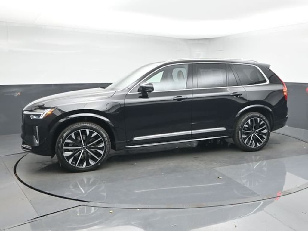 New 2026 Volvo XC90 plug-in hybrid T8 Plus 7-Seater SUV