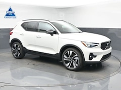 2026 Volvo XC40 B5 Plus AWD V26282 SUV