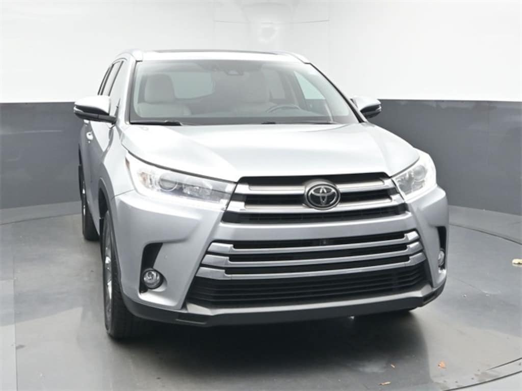 Used 2017 Toyota Highlander SUV